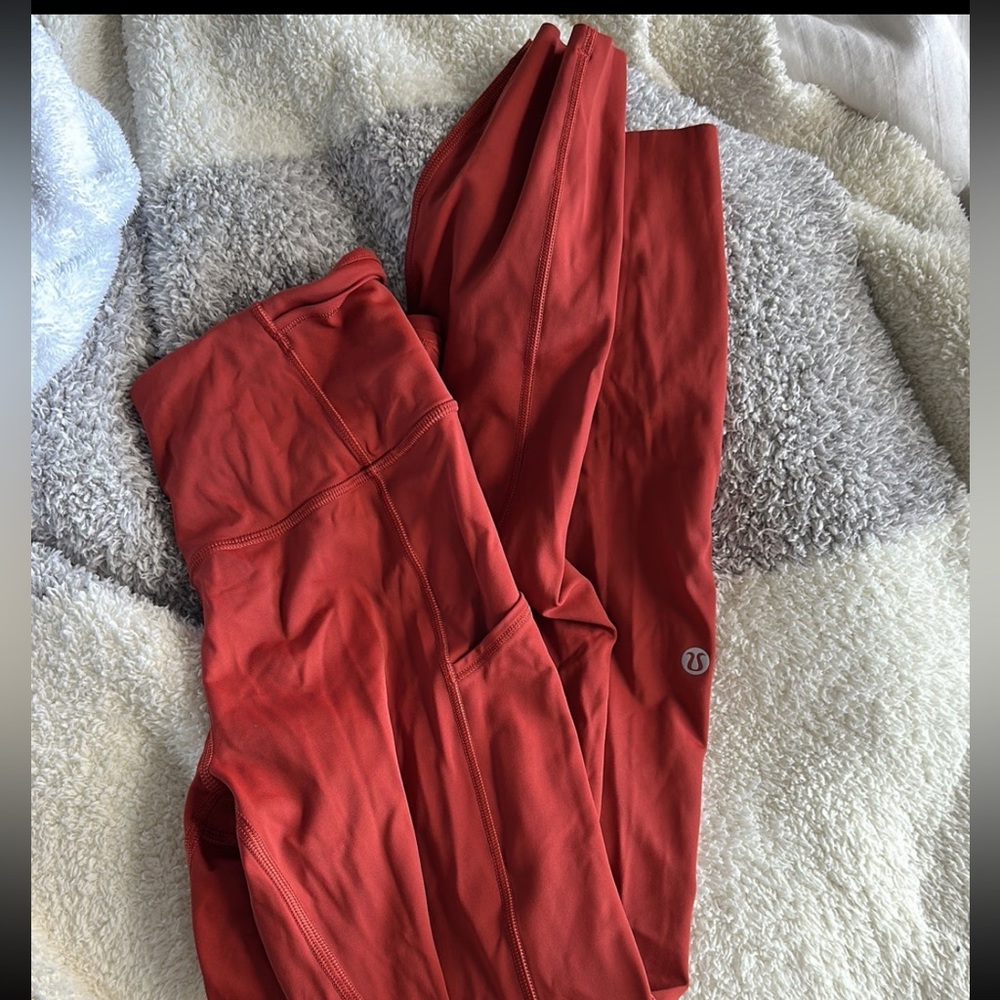 Lululemon leggings